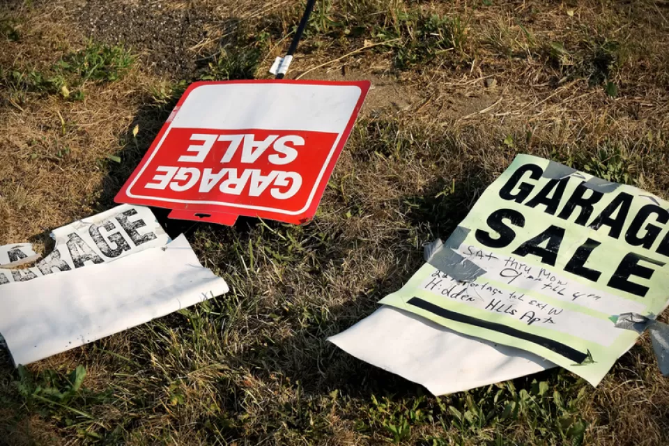 Garage Sale Signs
